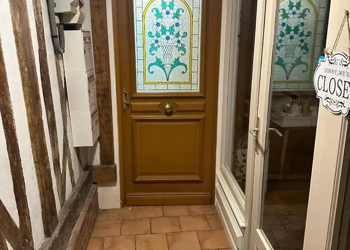 Le 8 Chaussee Apartment Honfleur